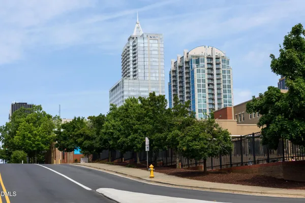 $300,000 | 3118 Bomore Road, Unit 9, Raleigh, NC 27610