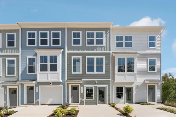 $300,000 | 3118 Bomore Road, Unit 9, Raleigh, NC 27610