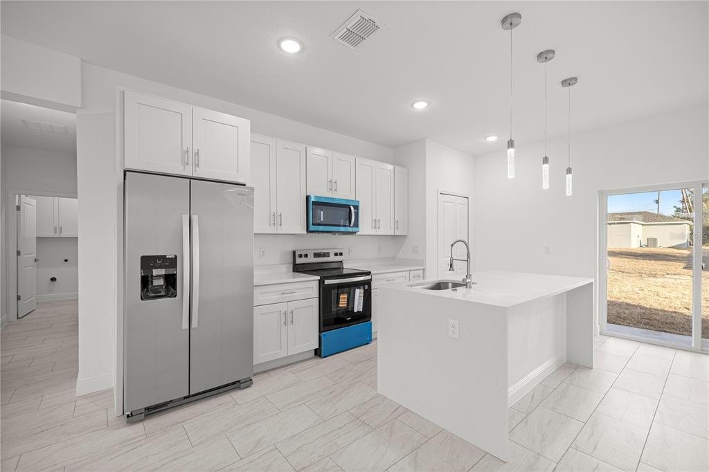 2351 Southwest 147th Lane Road Ocala, FL 34473 - Photo 4 of 33