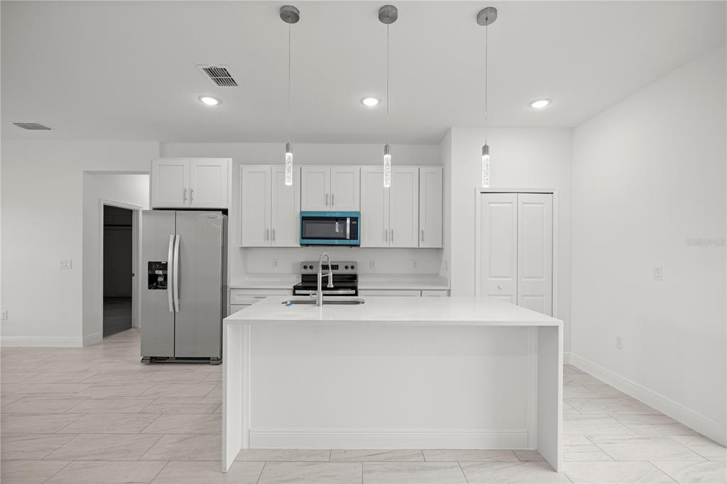 2351 Southwest 147th Lane Road Ocala, FL 34473 - Photo 6 of 33