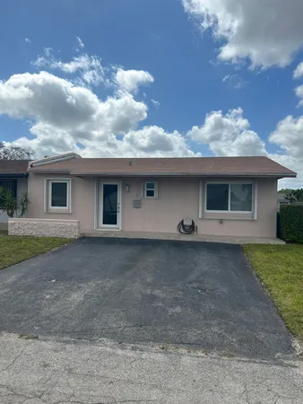 $2,745 | 2004 Southwest 131st Place, Miami, FL 33175