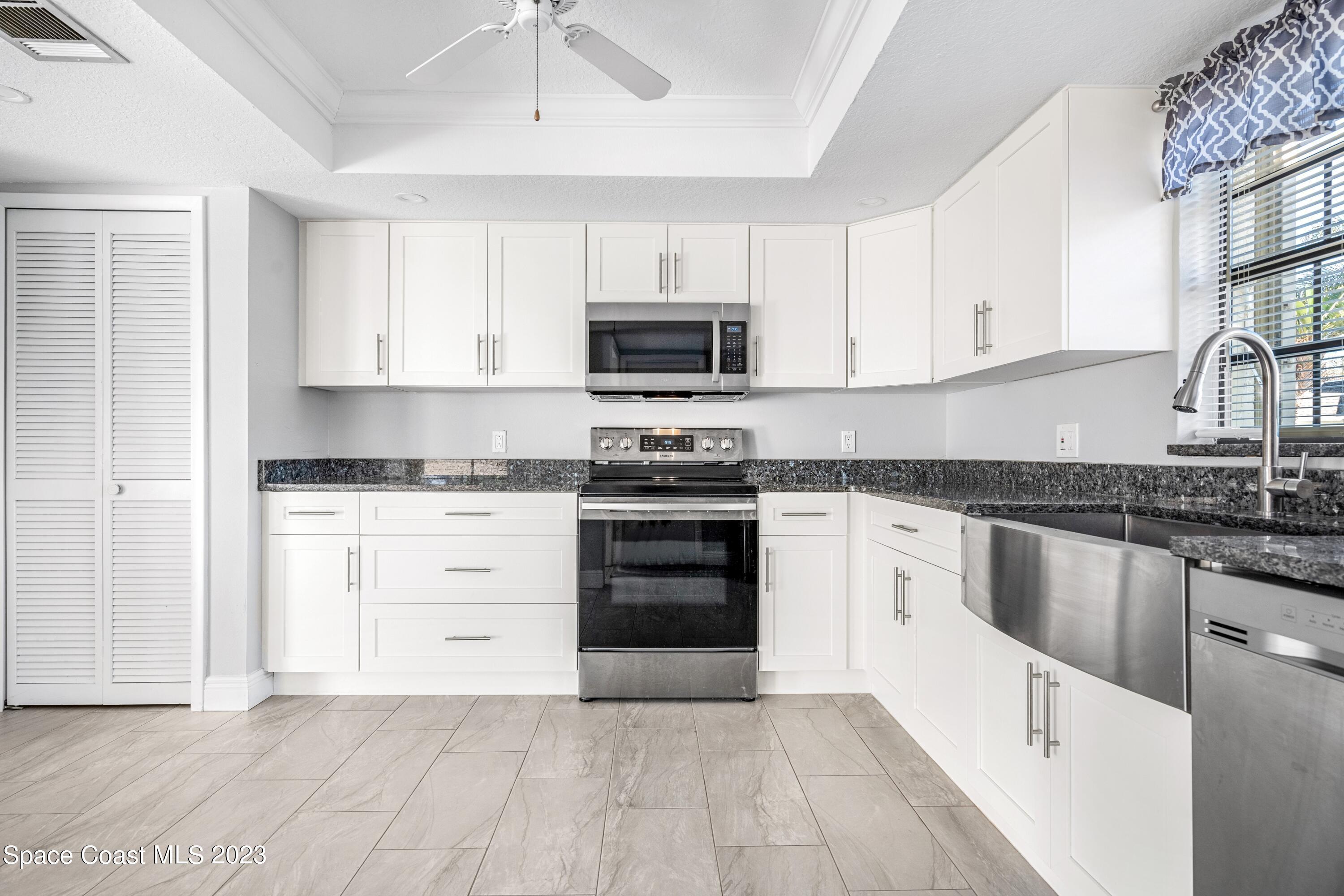 1080 Park Ridge Place Melbourne, FL 32940 - Photo 4 of 35 009_DSC08741HDR