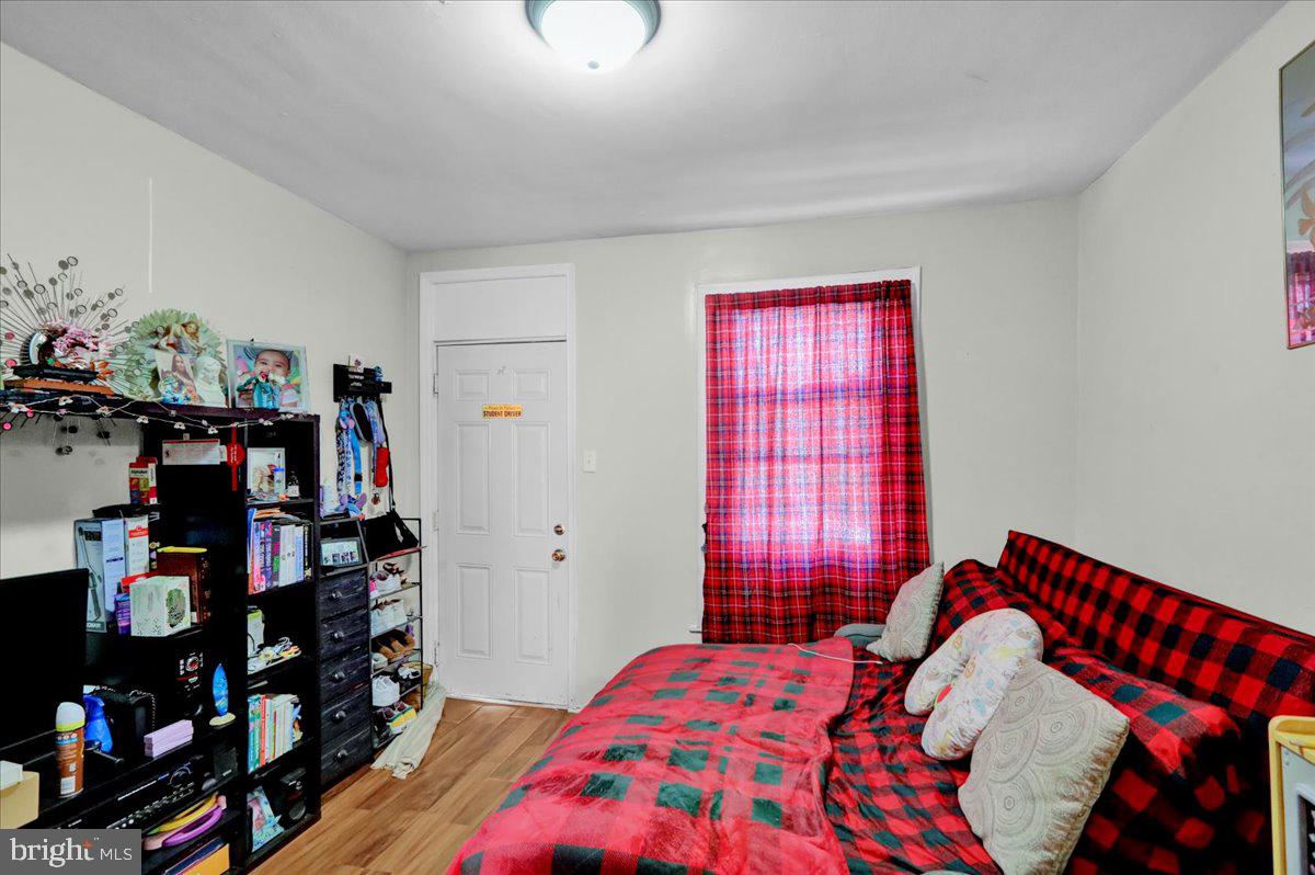 470 Spring Garden Street Reading, PA 19602 - Photo 3 of 12
