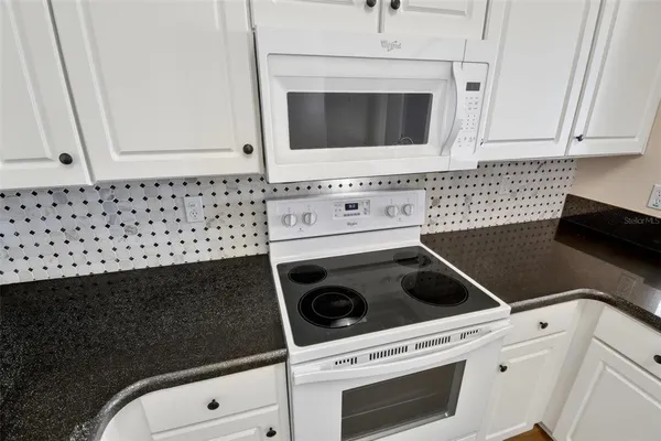 $1,800 | 33 Summerwind Circle, Unit 101, Palm Coast, FL 32137