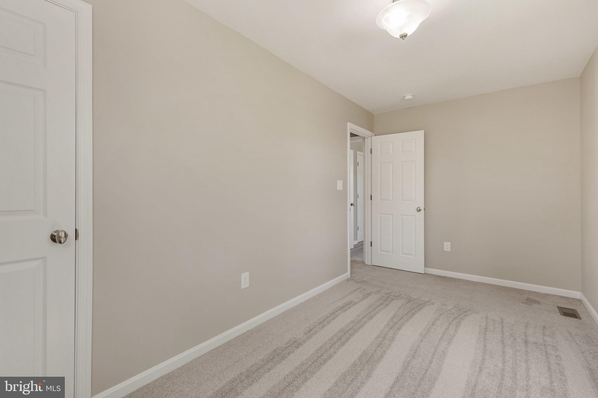3148 Baybriar Road Baltimore, MD 21222 - Photo 26 of 39