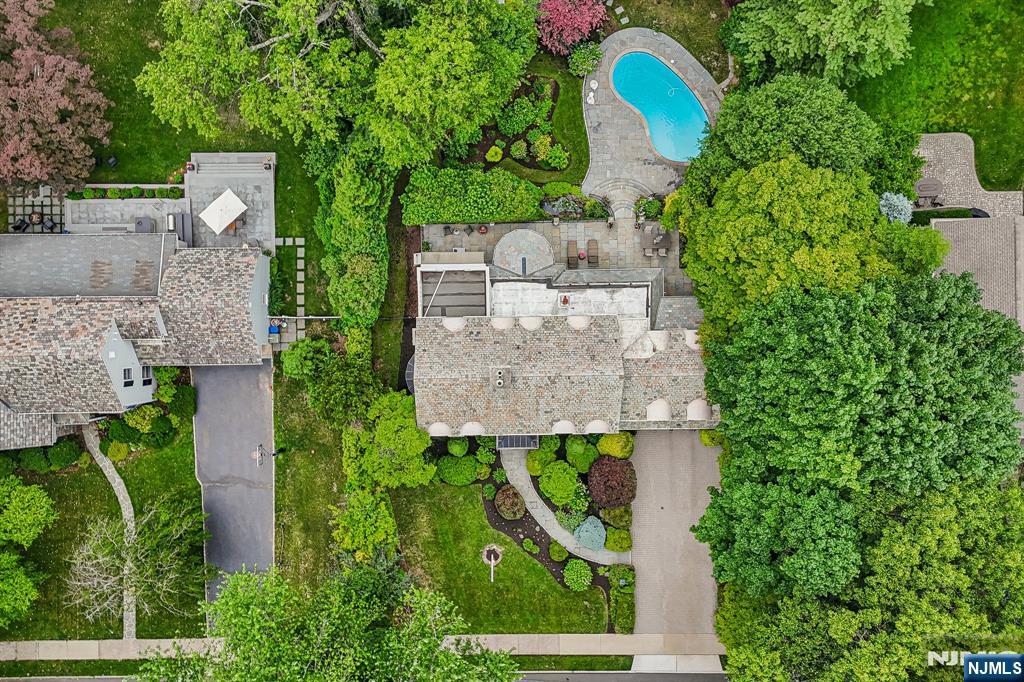 256 Lotte Road Ridgewood, NJ 07450 - Photo 3 of 44