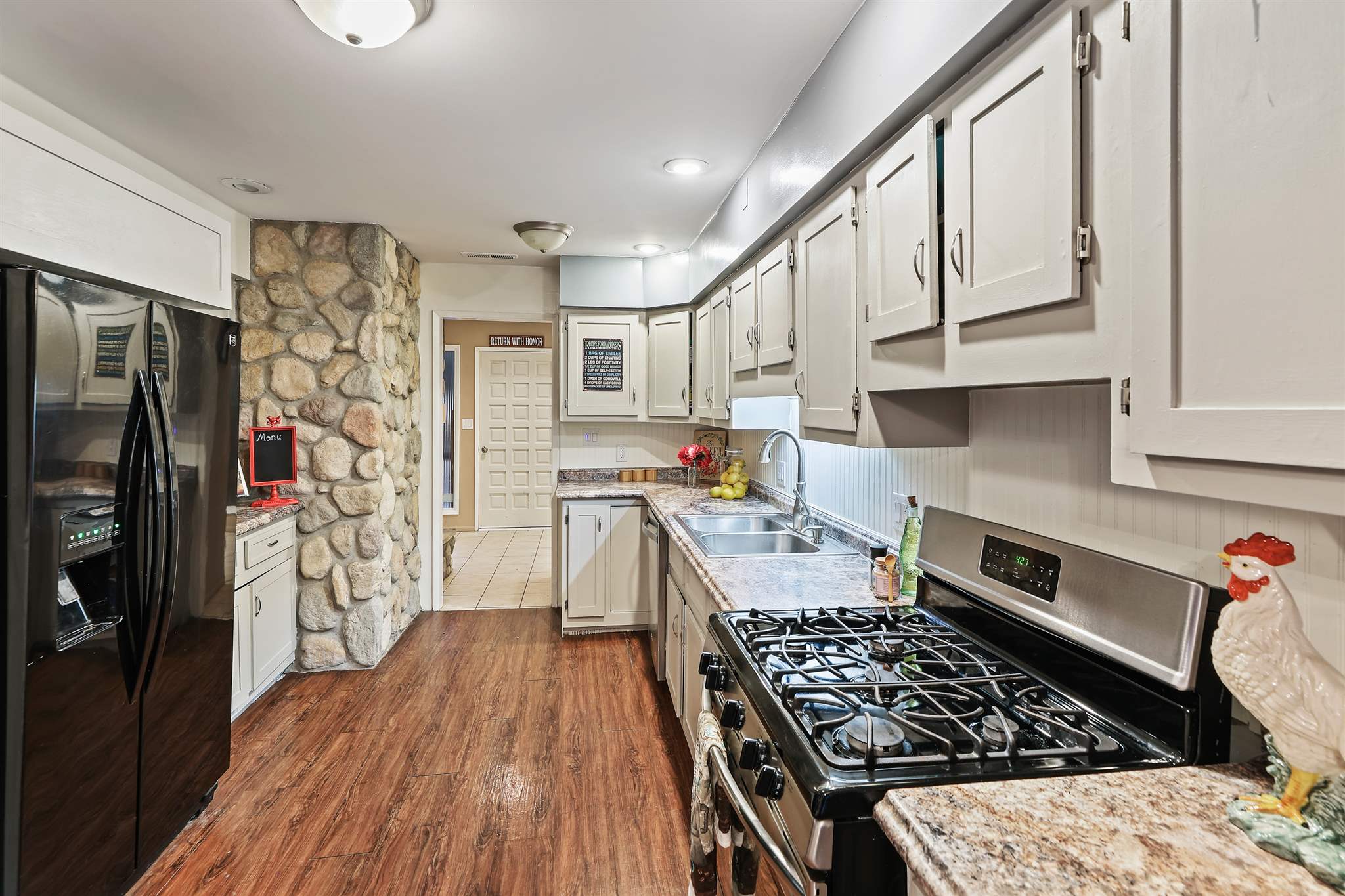 3874 Hemlock Road Loon Lake, WA 99148 - Photo 14 of 32 Gallery Image 14