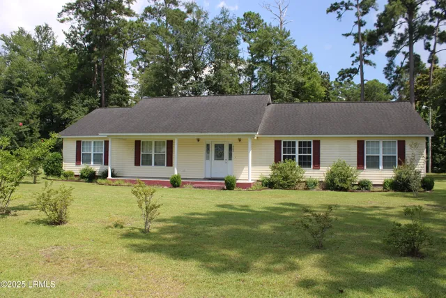 $274,500 | 609 Ashley Drive, Hampton, SC 29924