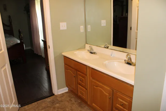 $269,500 | 609 Ashley Drive, Hampton, SC 29924