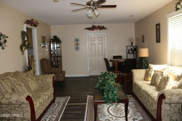 $269,500 | 609 Ashley Drive, Hampton, SC 29924