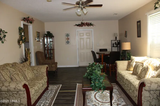 $269,500 | 609 Ashley Drive, Hampton, SC 29924