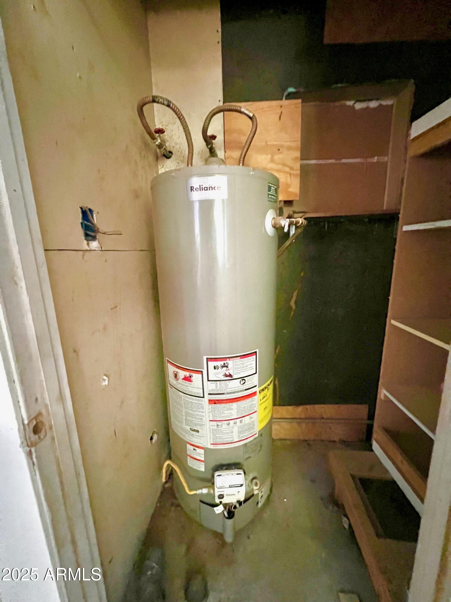 2002 West Lawrence Road Phoenix, AZ 85015 - Photo 12 of 22 a bathroom with a sink and a shower
