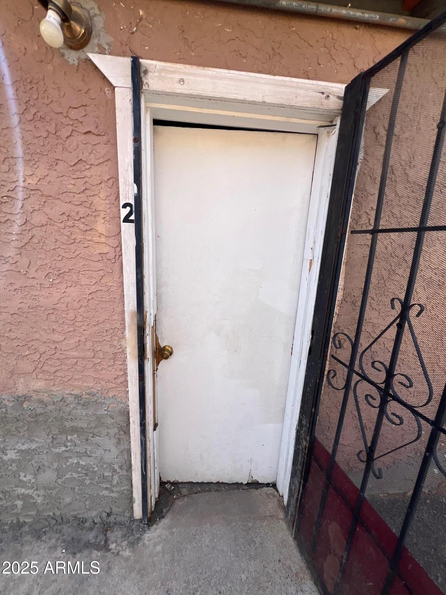 2002 West Lawrence Road Phoenix, AZ 85015 - Photo 6 of 22 a view of small space