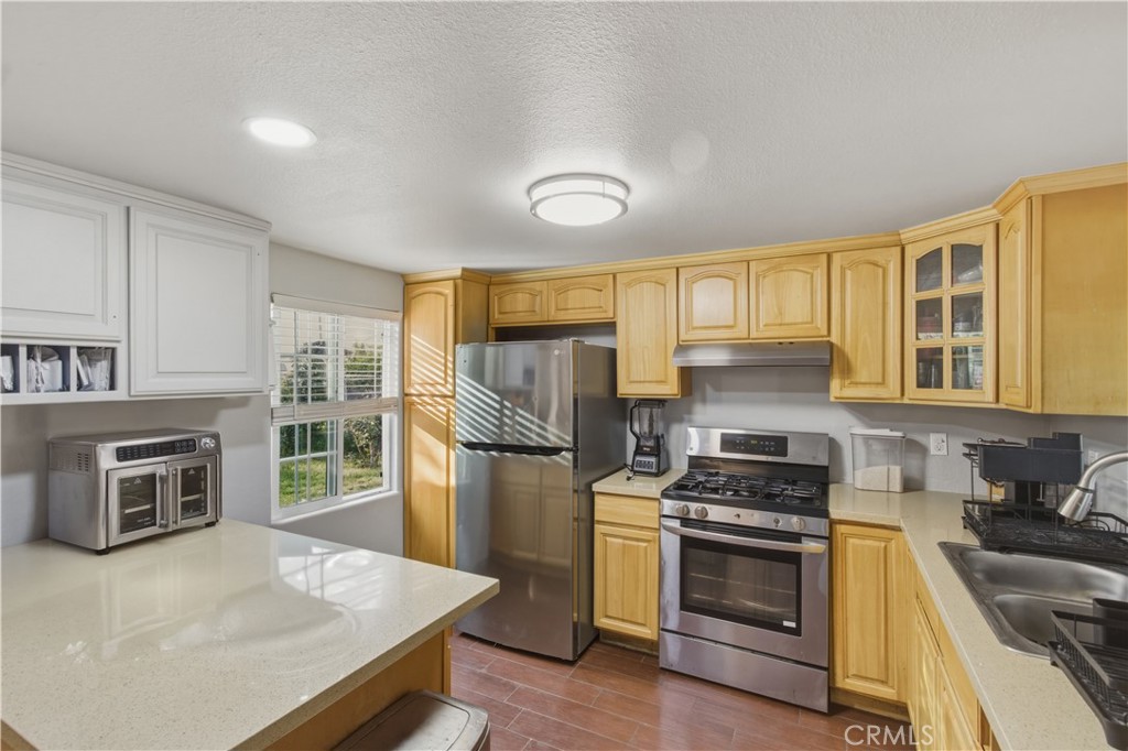 2330 Meadowbrook Avenue Merced, CA 95348 - Photo 5 of 13