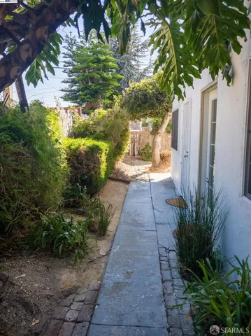 $875,000 | 942 41st Street, Oakland, CA 94608