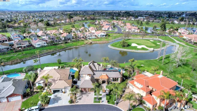$1,699,000 | 1310 Hampton Court, Discovery Bay, CA 94505