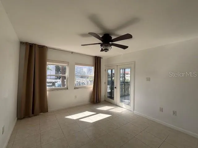 $2,395 | 1802 Mariner Drive, Unit 31, Tarpon Springs, FL 34689