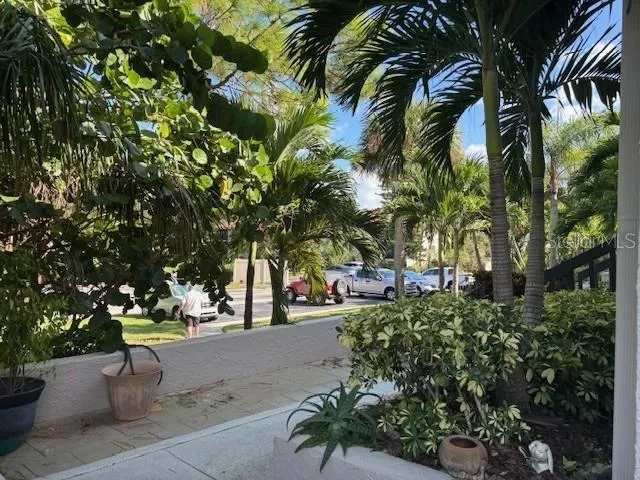 $2,395 | 1802 Mariner Drive, Unit 31, Tarpon Springs, FL 34689