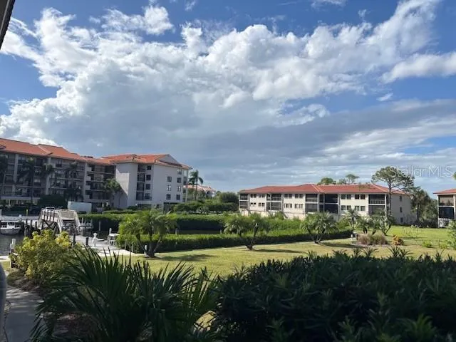 $2,395 | 1802 Mariner Drive, Unit 31, Tarpon Springs, FL 34689