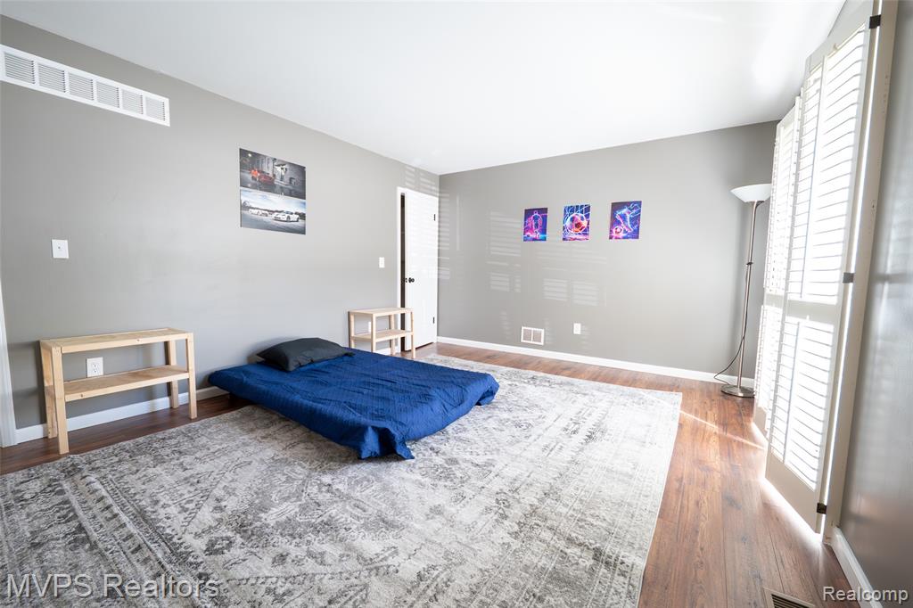 804 Oak Brook Ridge Drive, Unit 149 Rochester Hills, MI 48307 - Photo 23 of 49