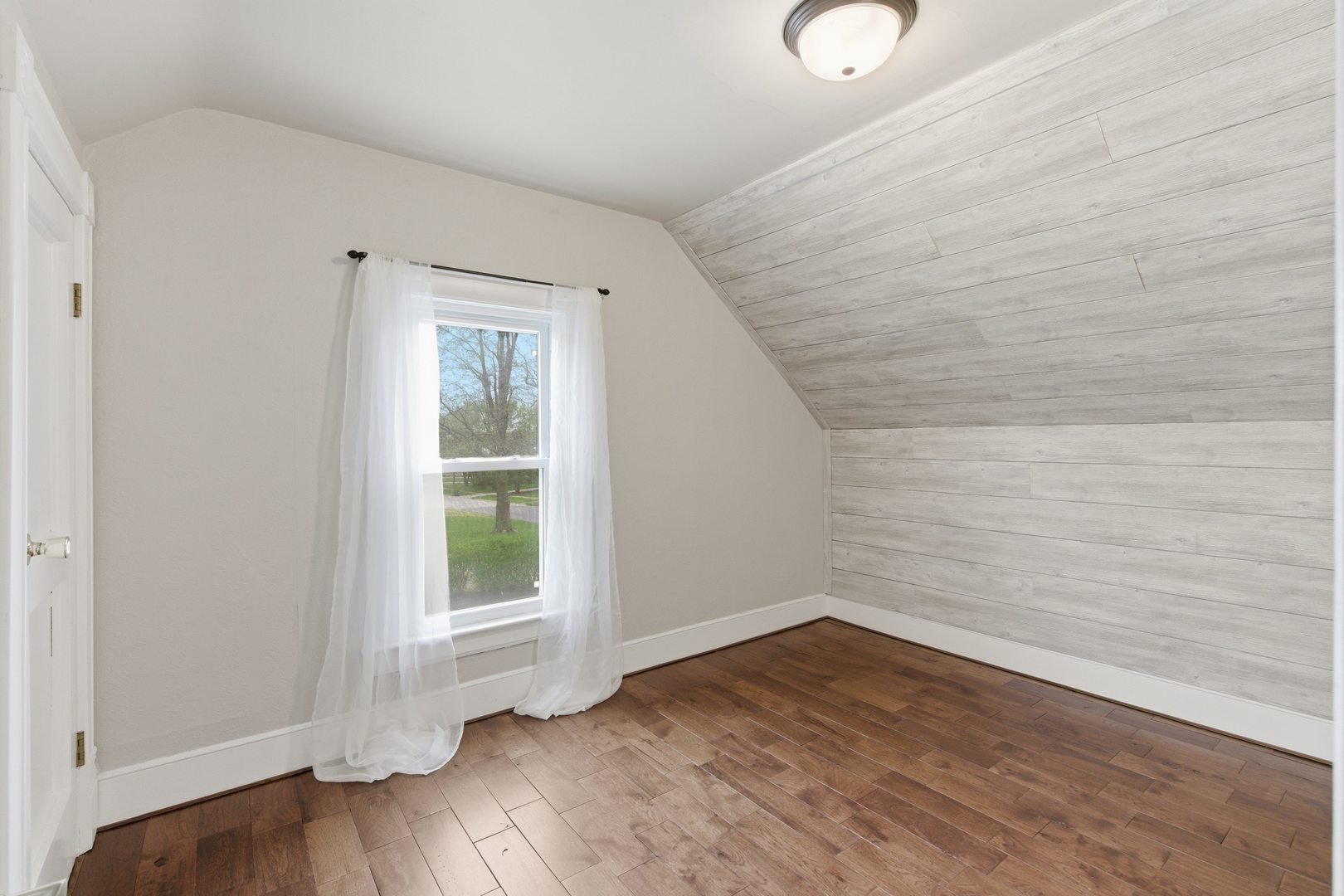 536 West Palace Row Geneseo, IL 61254 - Photo 26 of 40