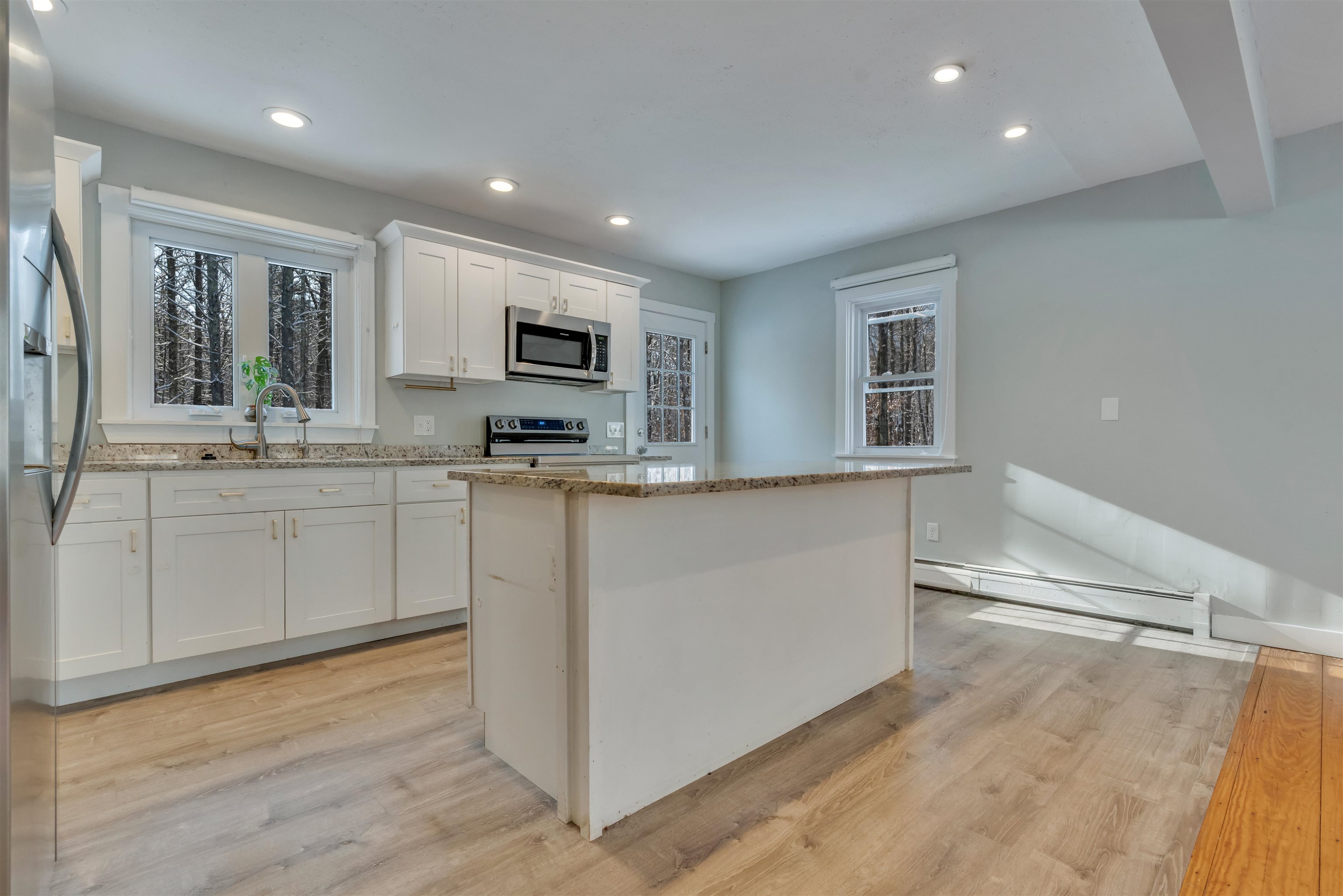 24 Nute Road, Unit B Madbury, NH 03823 - Photo 7 of 39