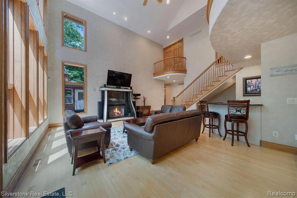 1913 Arthurs Way Rochester Hills, MI 48306 - Photo 11 of 61