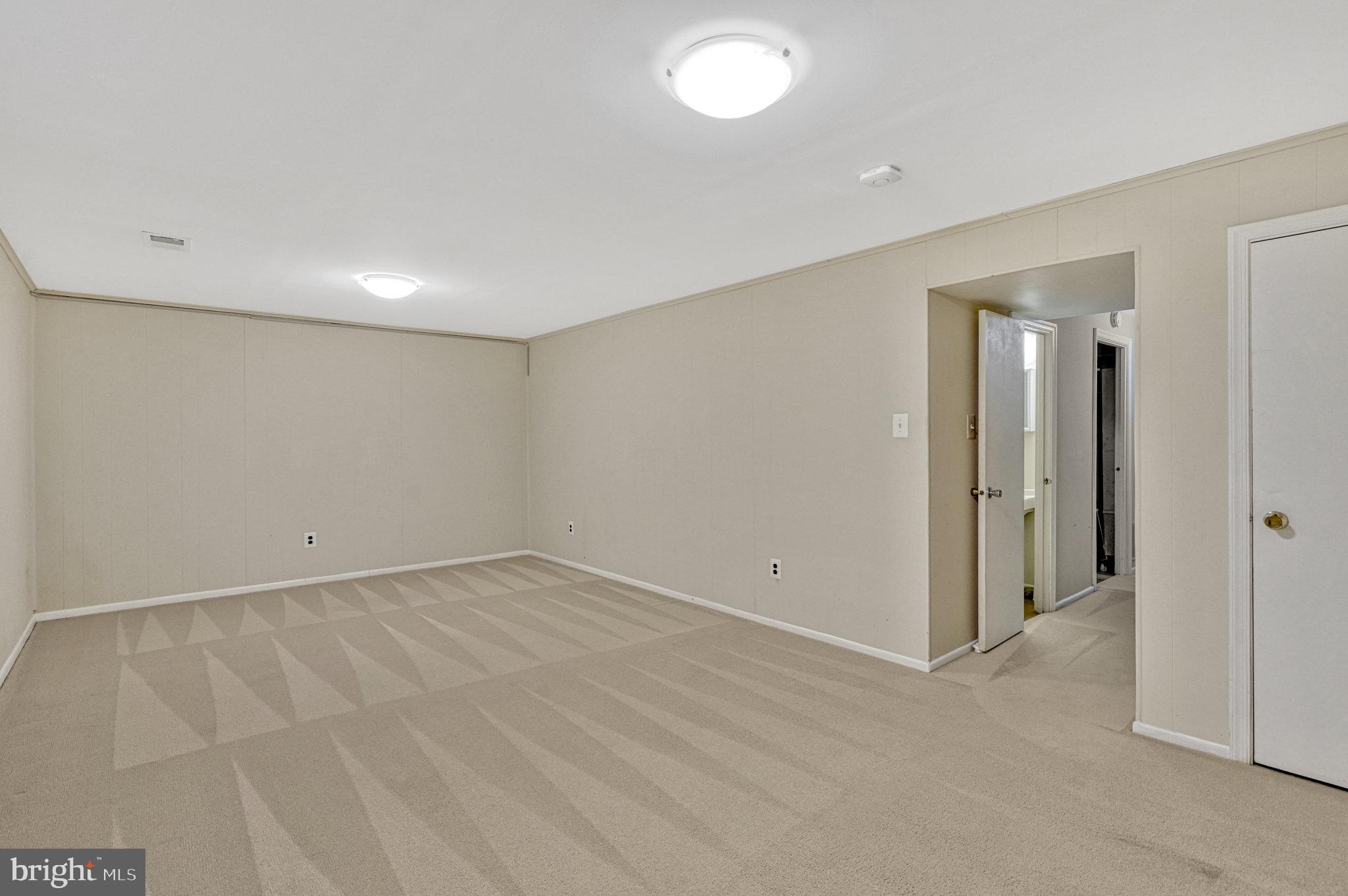 5540 Kendrick Lane Burke, VA 22015 - Photo 30 of 40 a view of an empty room