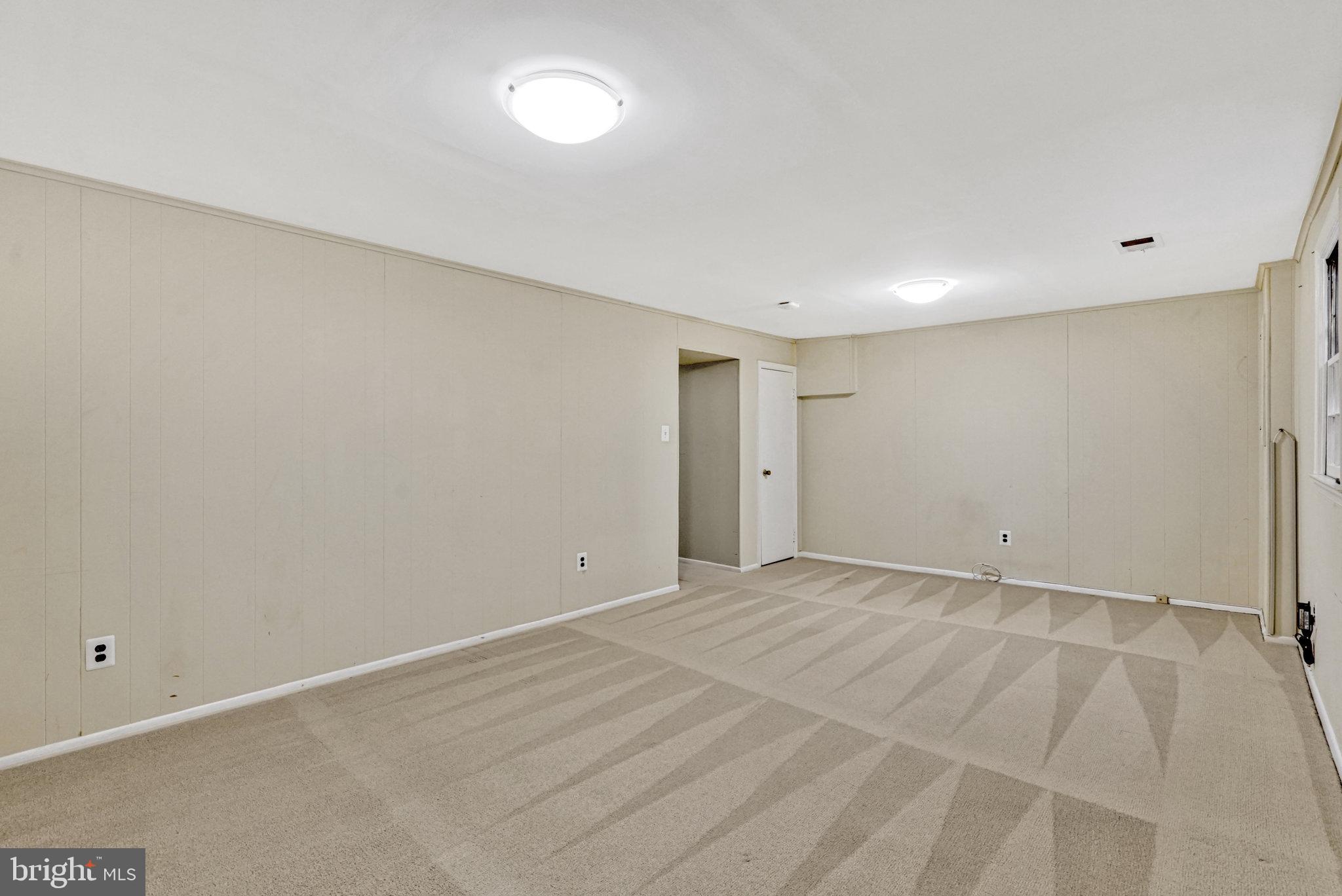 5540 Kendrick Lane Burke, VA 22015 - Photo 31 of 40 a view of an empty room