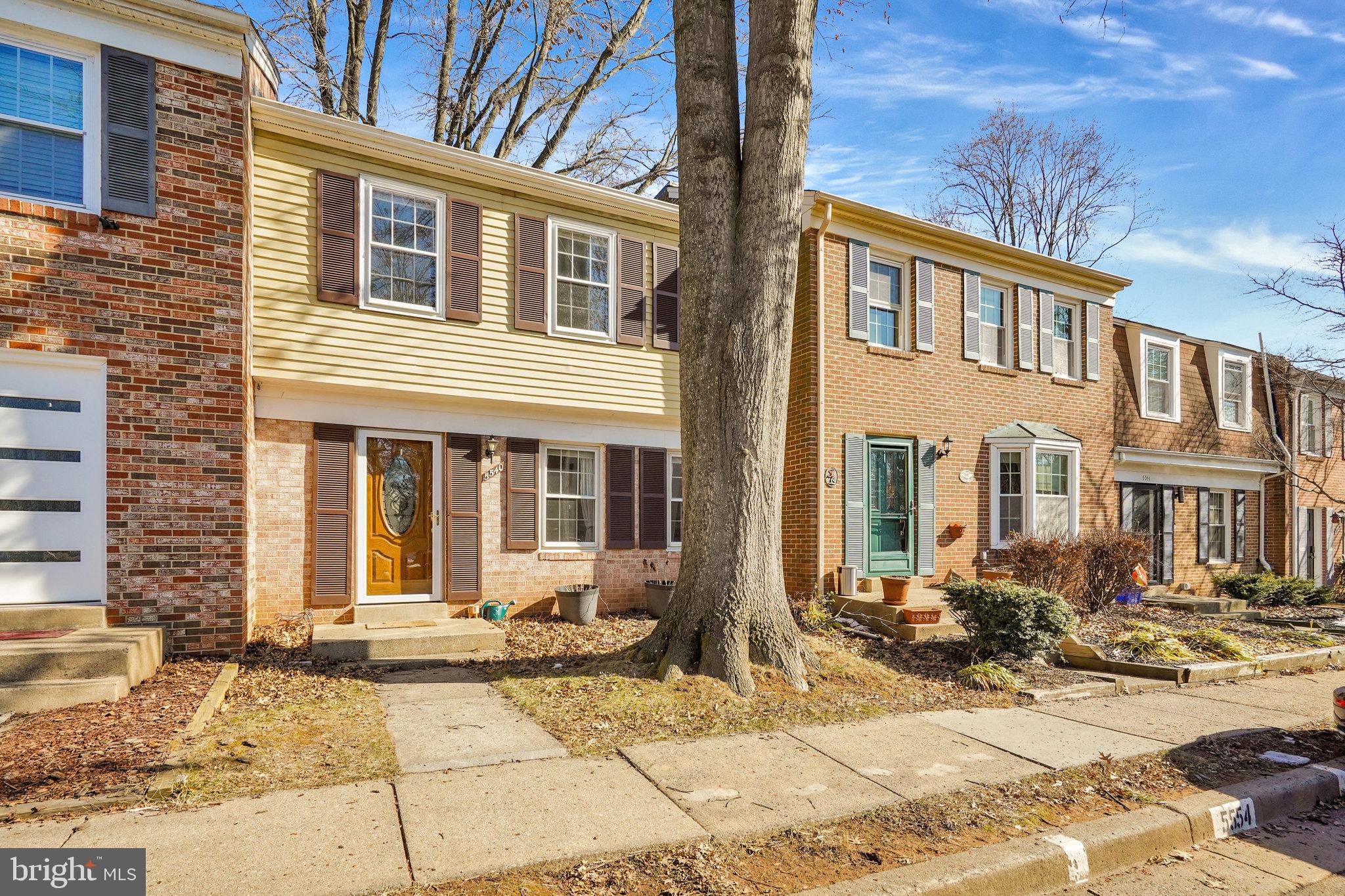 5540 Kendrick Lane Burke, VA 22015 - Photo 34 of 40 a front view of a house