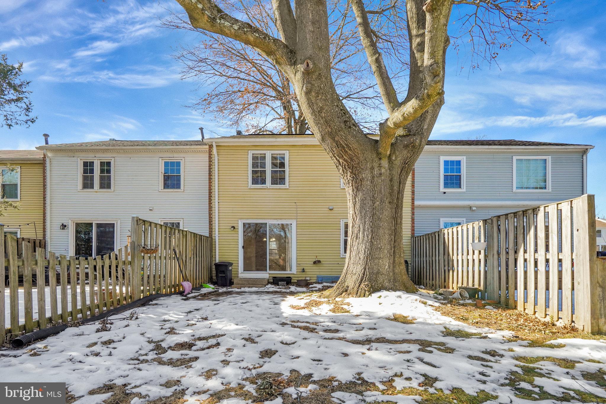 5540 Kendrick Lane Burke, VA 22015 - Photo 36 of 40 a front view of a house with a tree