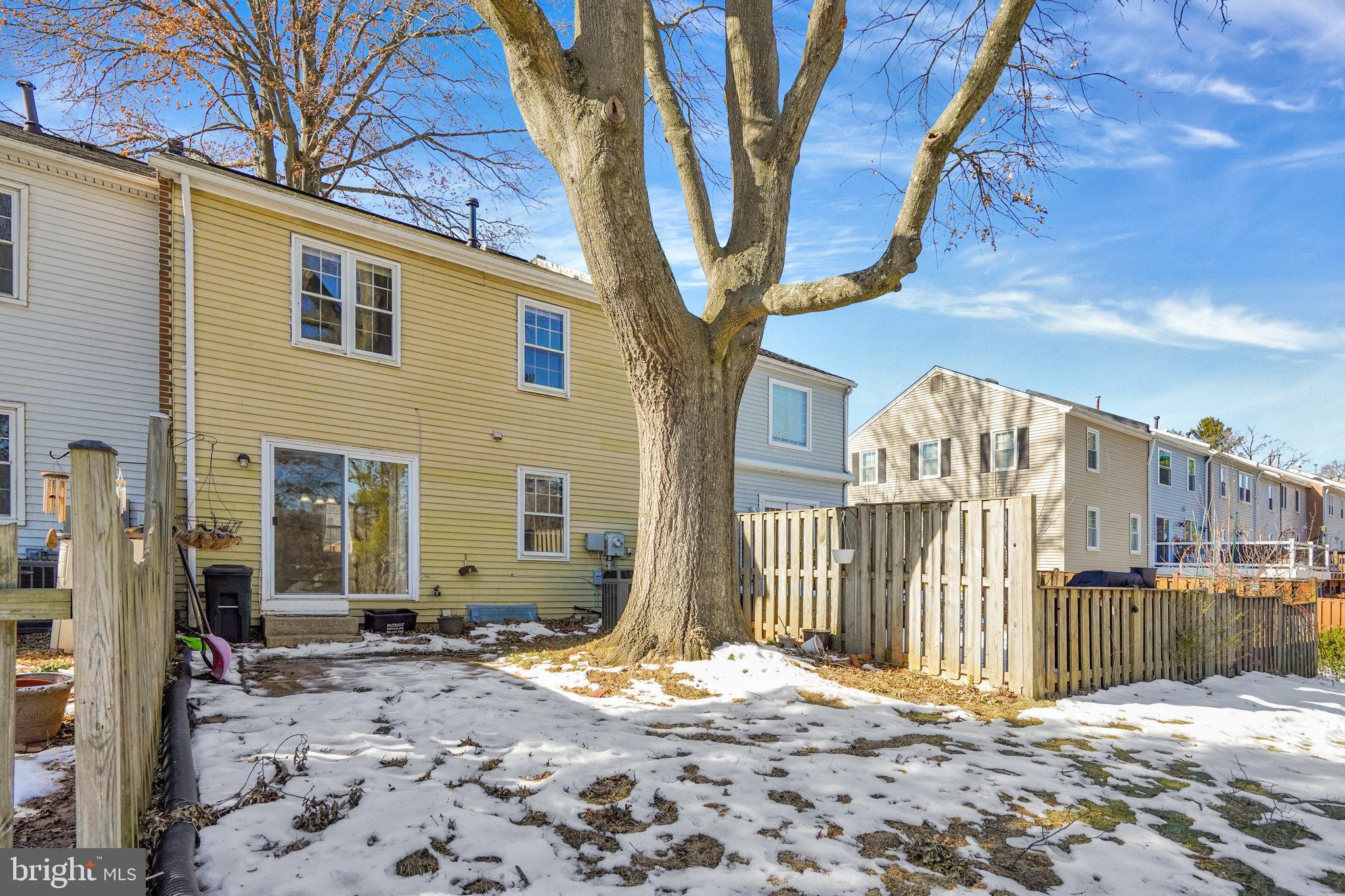 5540 Kendrick Lane Burke, VA 22015 - Photo 37 of 40 a view of backyard of a house
