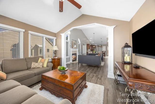 $495,000 | 2546 Highridge Lane Southeast, Grand Rapids, MI 49546