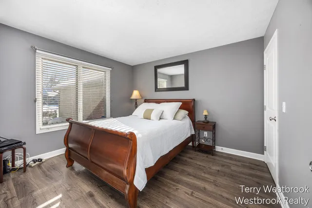 $495,000 | 2546 Highridge Lane Southeast, Grand Rapids, MI 49546