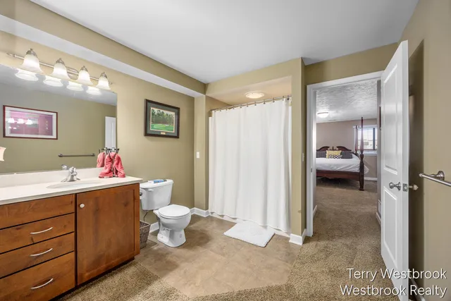 $495,000 | 2546 Highridge Lane Southeast, Grand Rapids, MI 49546