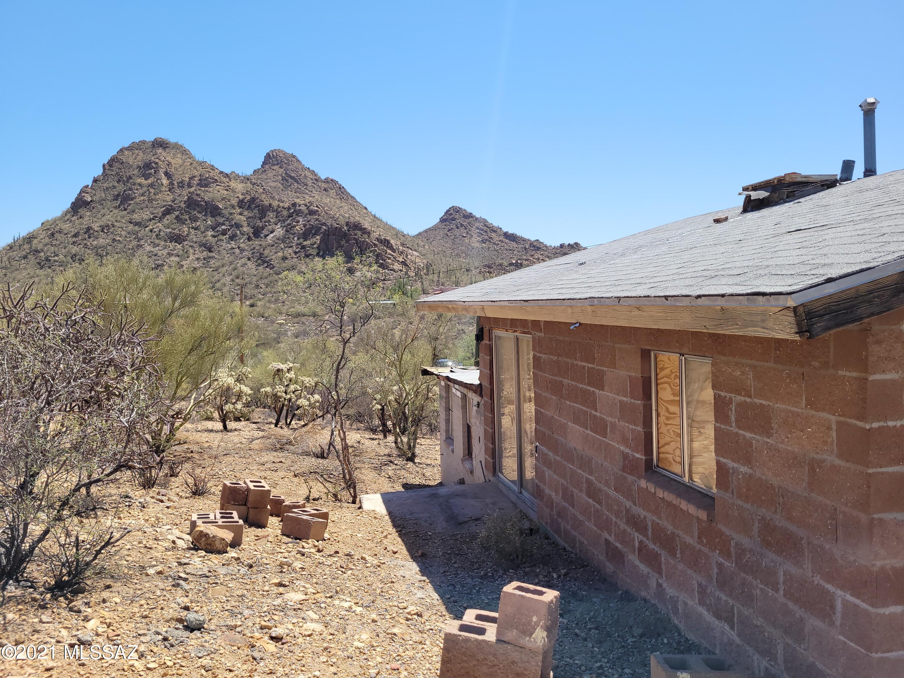 5250 South Caballo Road Tucson, AZ 85746 - Photo 4 of 15 Gallery Image 4