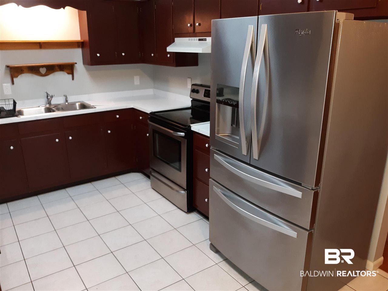 128 Rita Avenue Daphne, AL 36527 - Photo 17 of 18 Kitchen