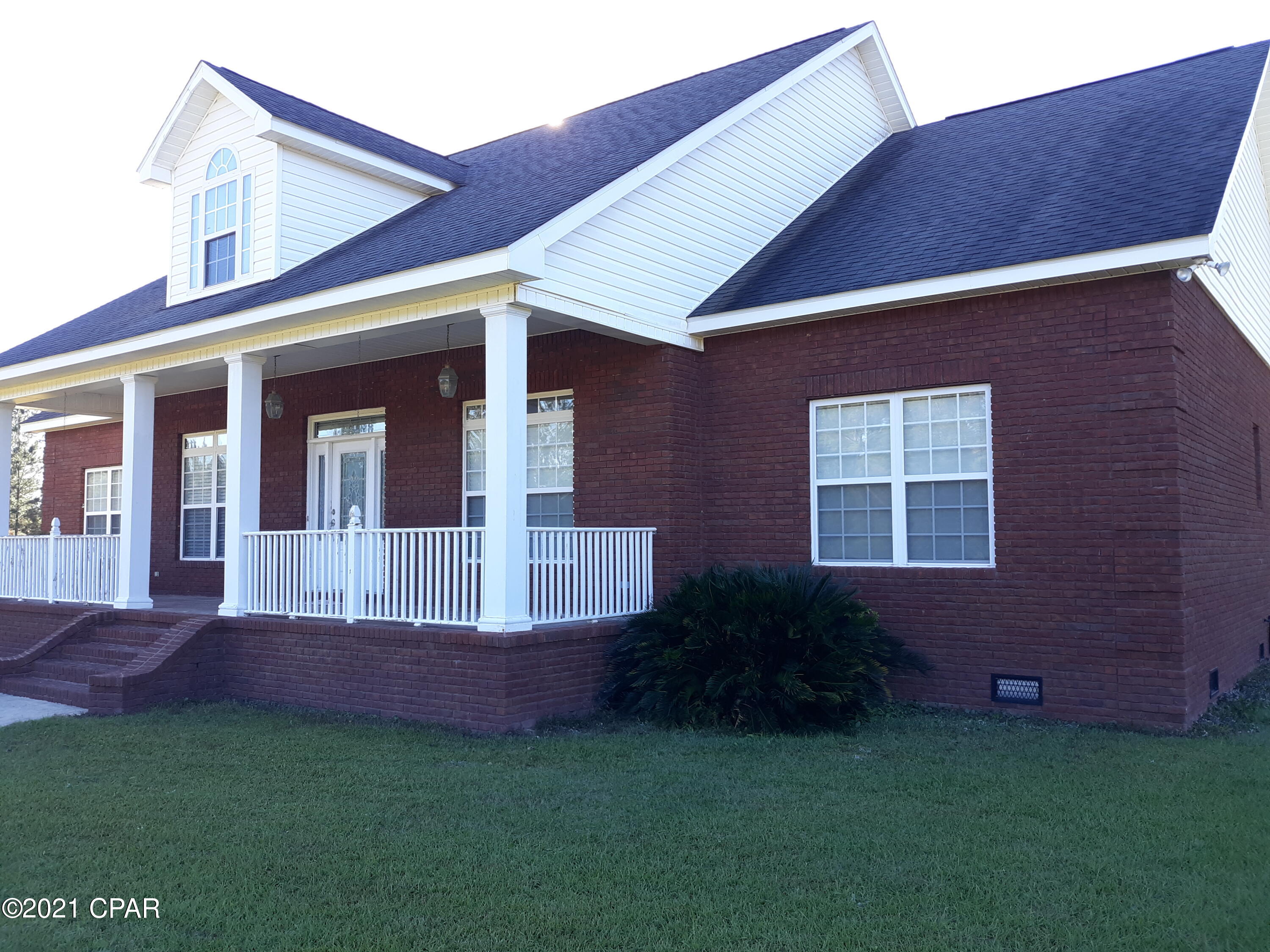 4882 Logan Loop Malone, FL 32445 - Photo 2 of 32 Gallery Image 2
