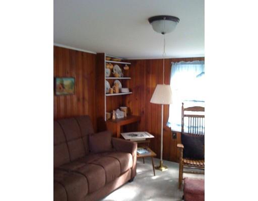 2 Earl Road Plymouth, MA 02360 - Photo 4 of 12 Gallery Image 4