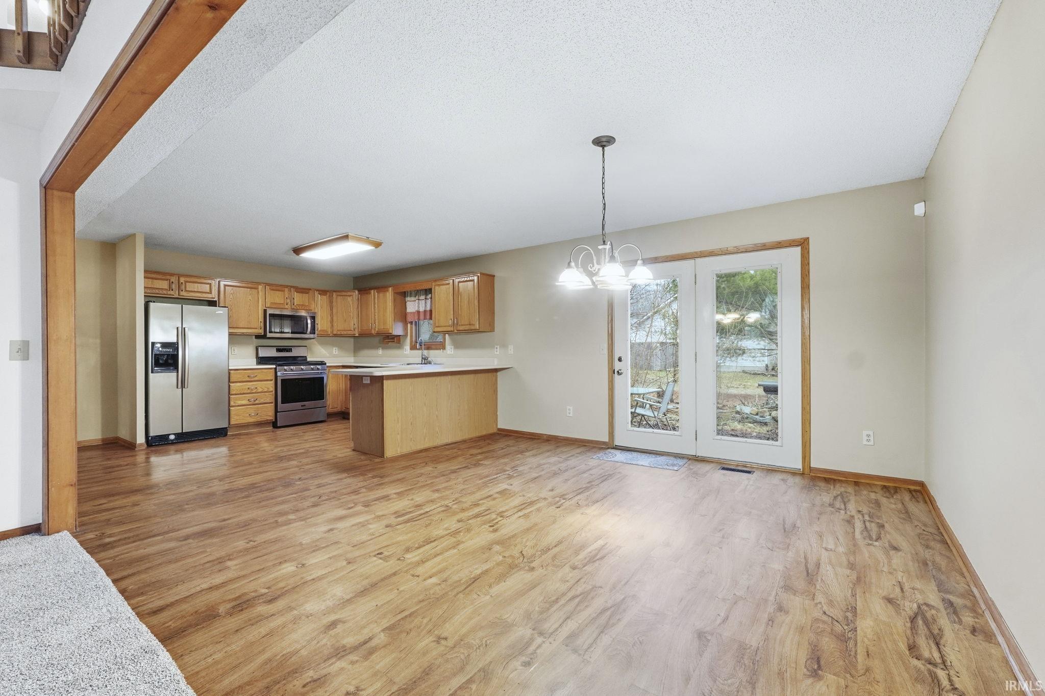 9406 Mill Ridge Run Fort Wayne, IN 46835 - Photo 11 of 34