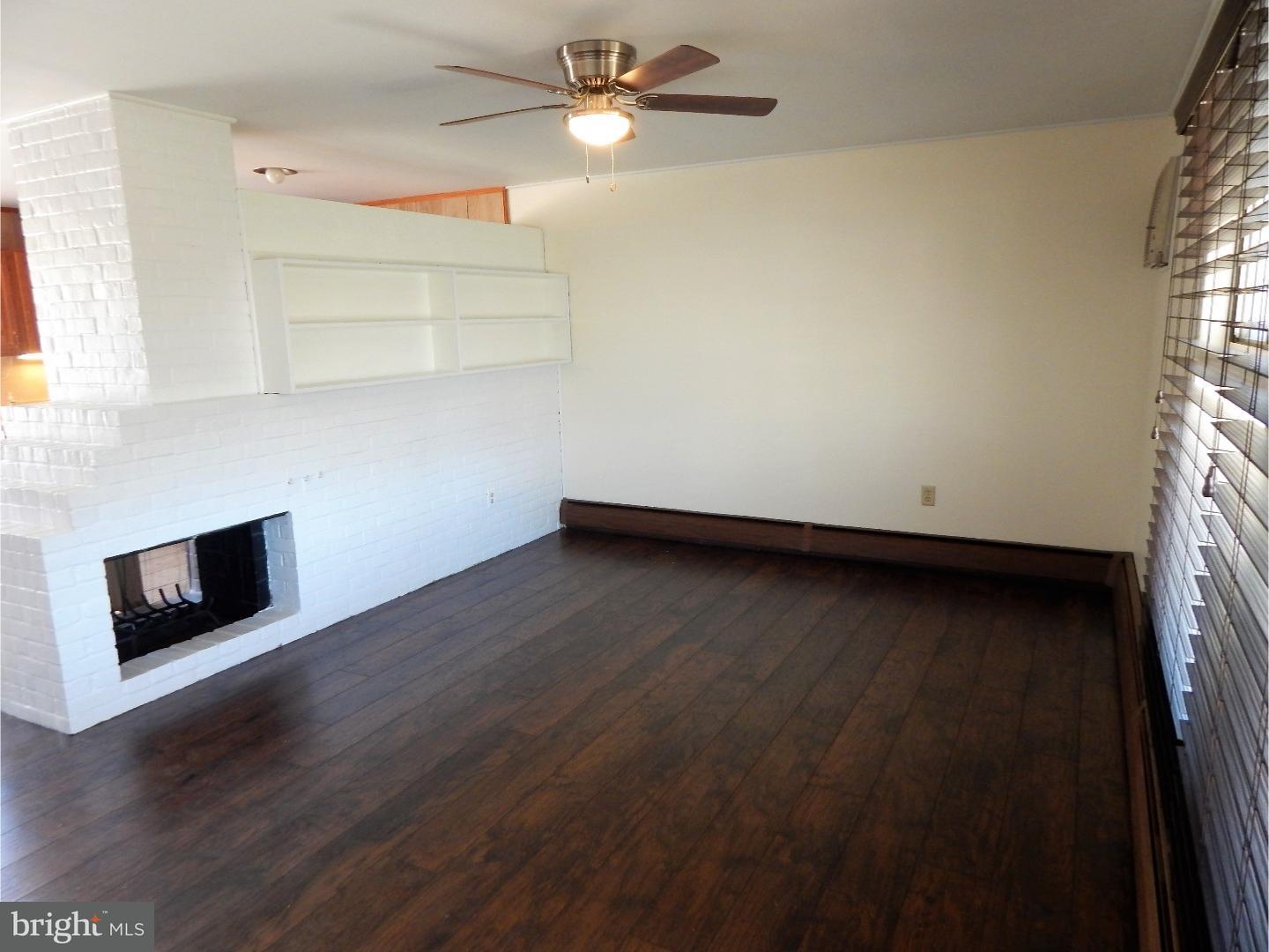 25 Border Rock Road Levittown, PA 19057 - Photo 6 of 20 Living Room