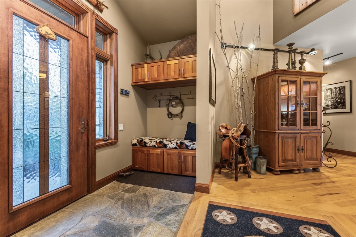 32350 Los Ranchos Road Oak Creek, CO 80467 - Photo 5 of 50