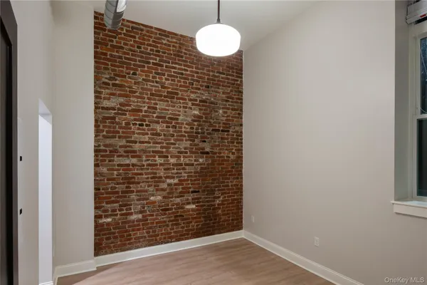 $3,050 | 17 Anya Court, Unit 301, Poughkeepsie, NY 12603