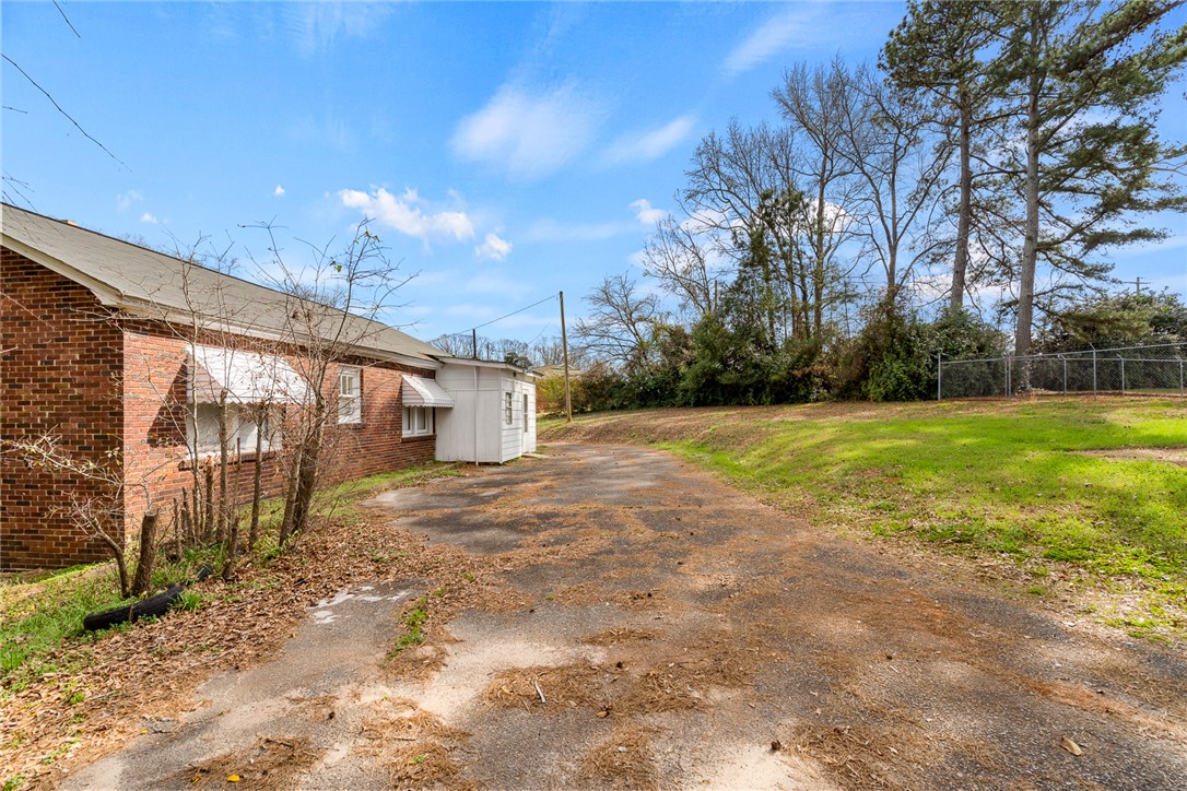 113 Brookside Circle Belton, SC 29627 - Photo 32 of 34