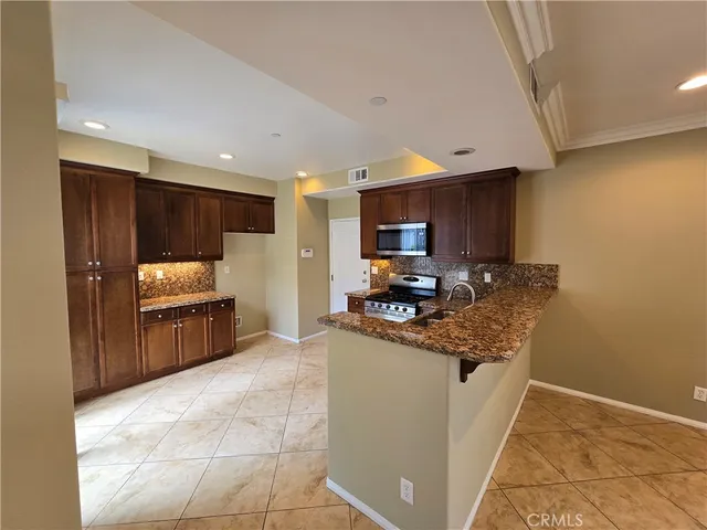 $4,895 | 15247 Cambridge Street, Tustin, CA 92782