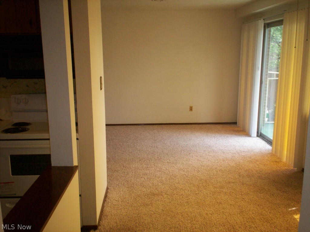 6640 Pearl Road, Unit 406 Cleveland, OH 44130 - Photo 13 of 13 Gallery Image 13