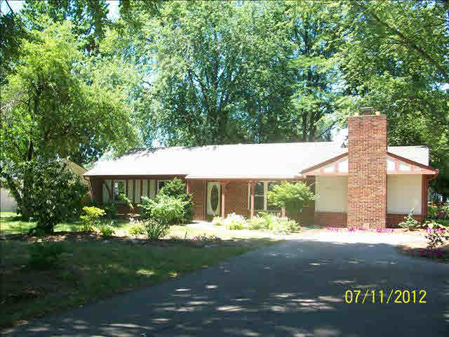 8287 Douglas Road Lambertville, MI 48144 - Photo 1 of 20 20096297.JPG