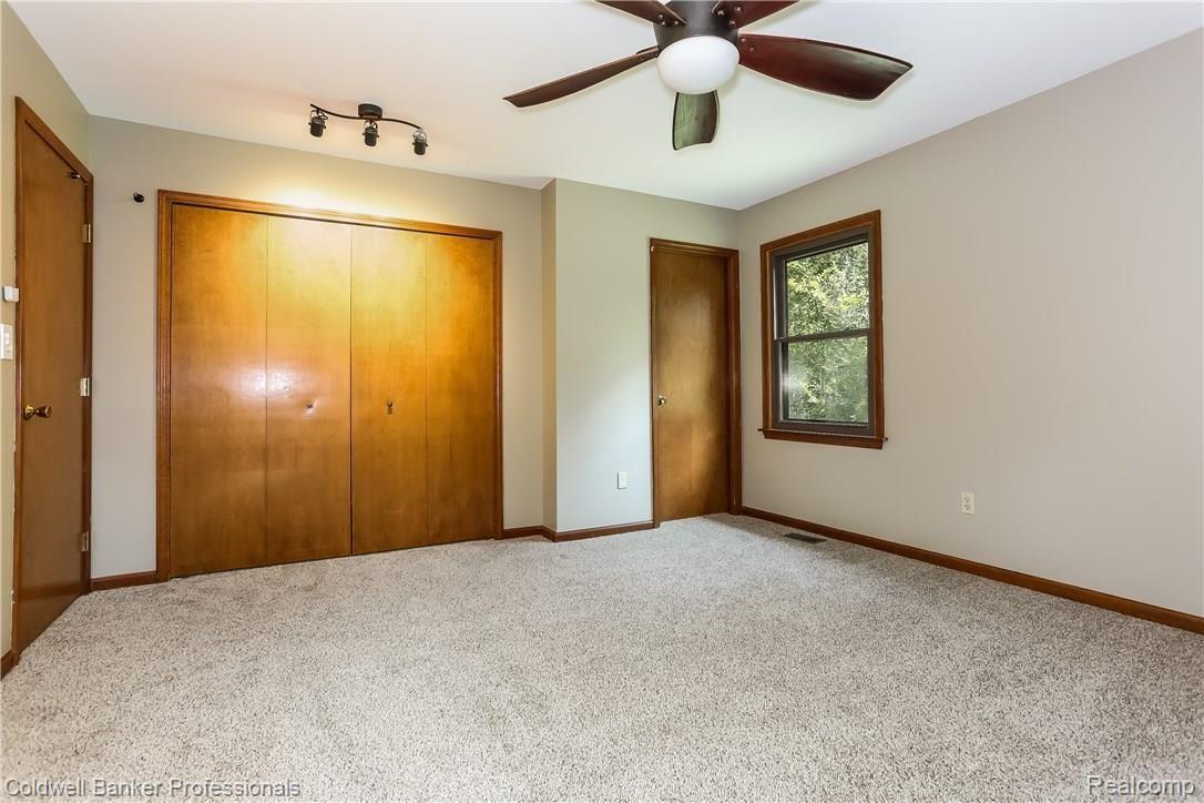 15485 Elwell Road Belleville, MI 48111 - Photo 11 of 27 Master Bedroom