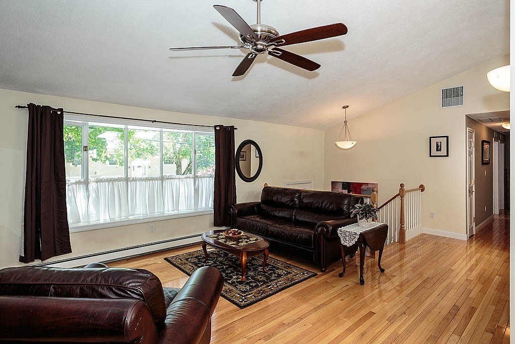 25 Riverside Drive Reading, MA 01867 - Photo 11 of 29 Gallery Image 11
