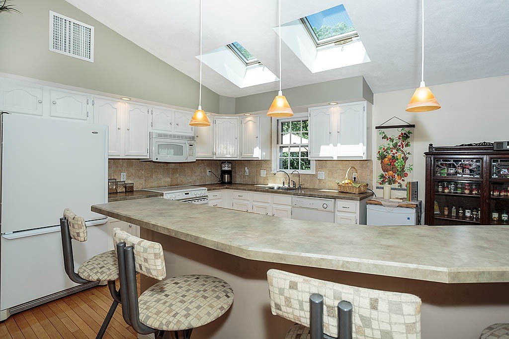 25 Riverside Drive Reading, MA 01867 - Photo 13 of 29 Gallery Image 13